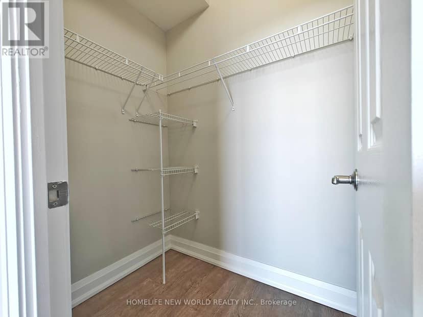 LPH07 - 18 Holmes Avenue — photo 10 of 14