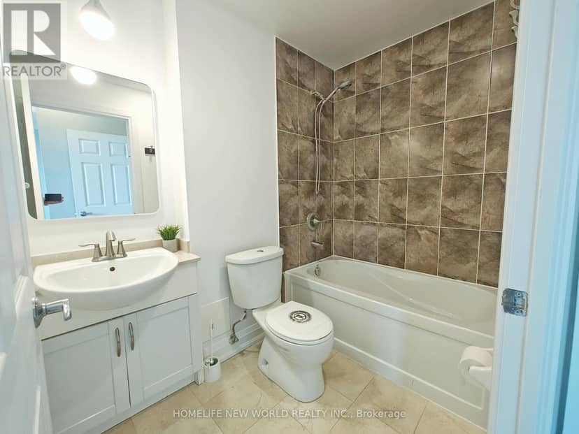 LPH07 - 18 Holmes Avenue — photo 11 of 14