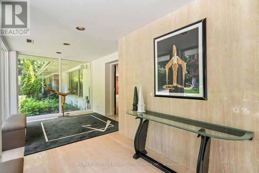 50 Park Lane Circle, Toronto, photo 5