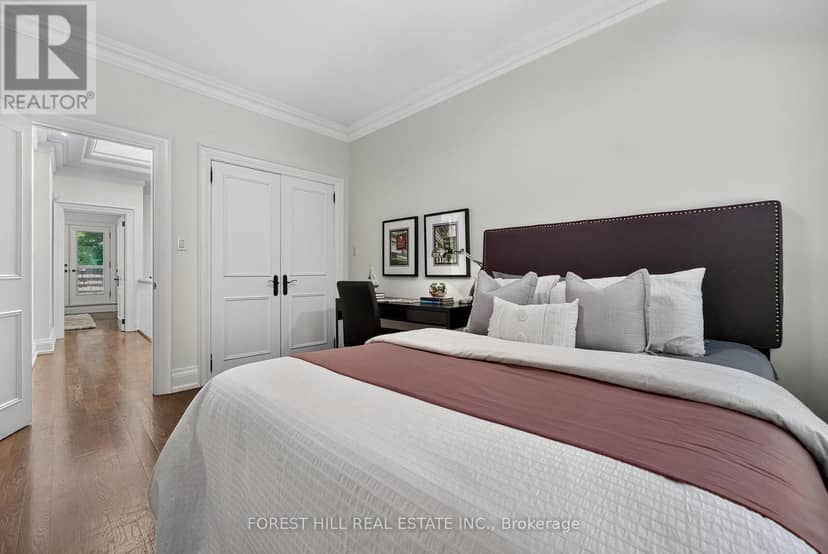 50 Bowood Avenue — photo 32 of 40