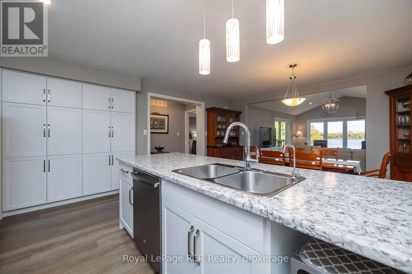 474825 Townsend Lake Road — photo 12 of 40