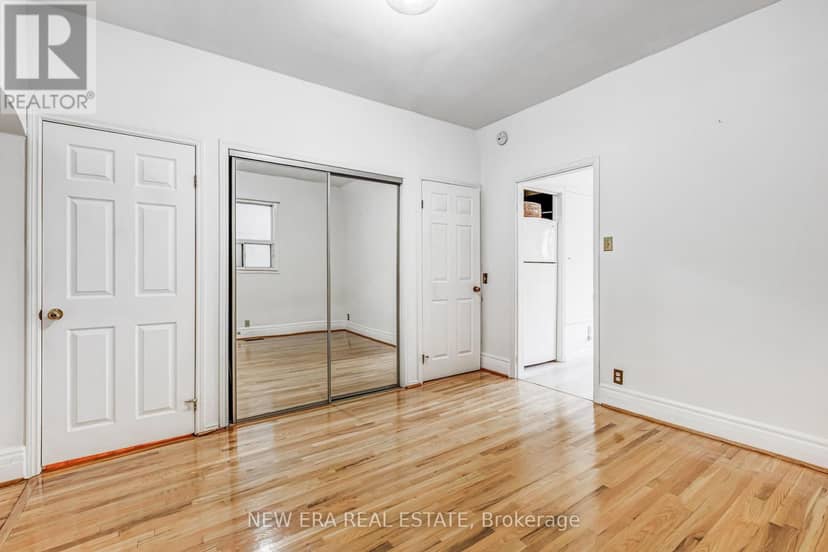 393 Ossington Avenue — photo 12 of 36