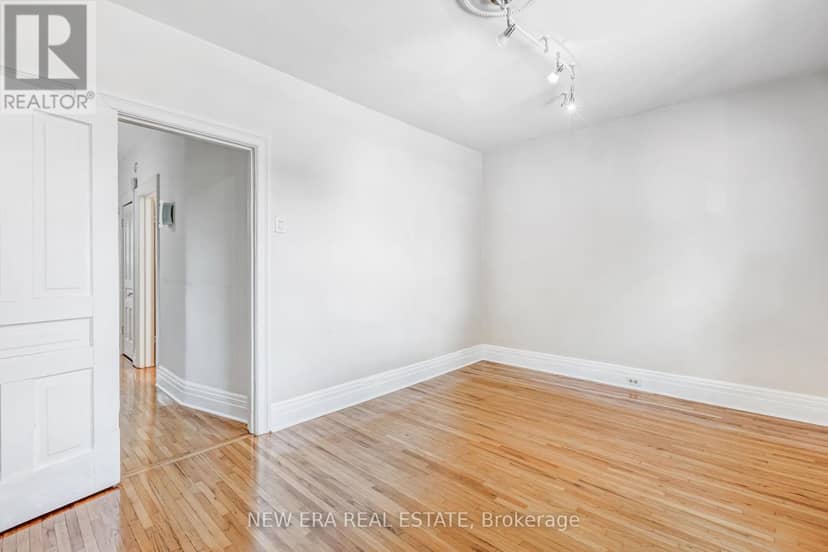 393 Ossington Avenue — photo 28 of 36