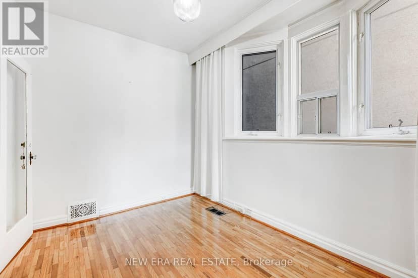 393 Ossington Avenue — photo 9 of 36