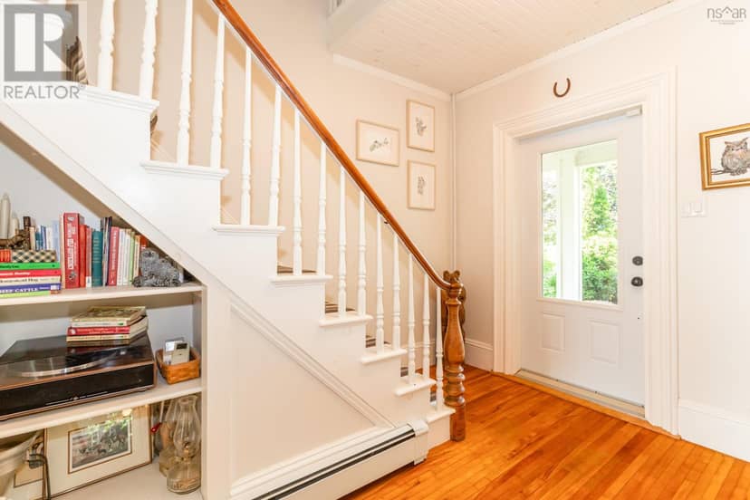 3692 Highway 201 — photo 15 of 40