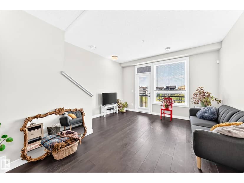 #60 2560 Pegasus Bv NW — photo 16 of 40