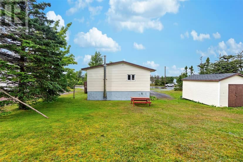252 Main Road — photo 31 of 40
