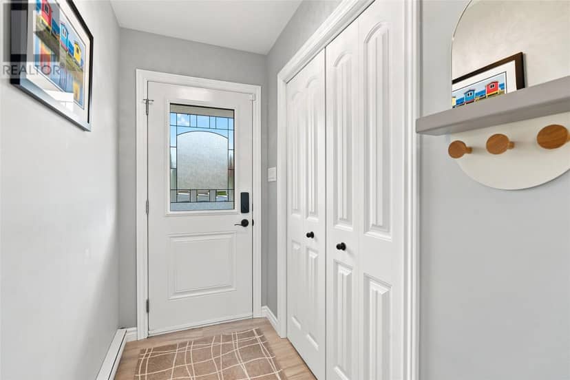 12 Port Rexton Place — photo 3 of 40