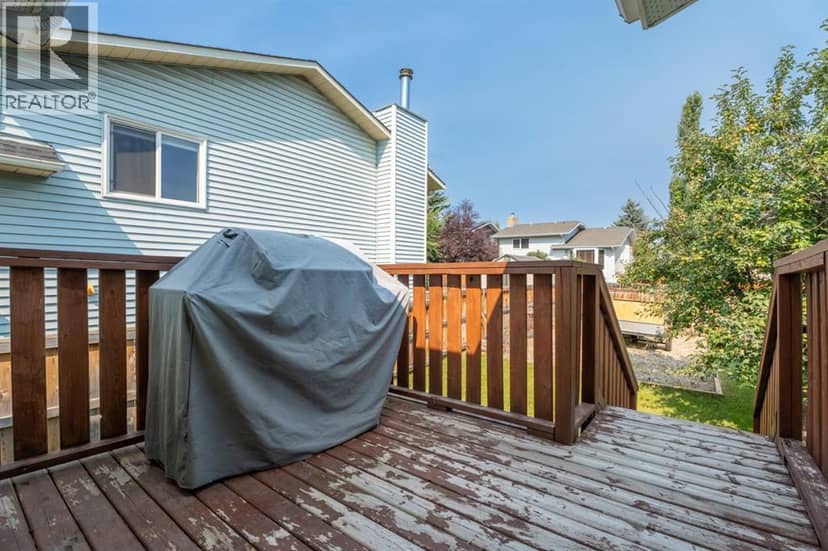 59 Macewan Park Road NW — photo 34 of 40