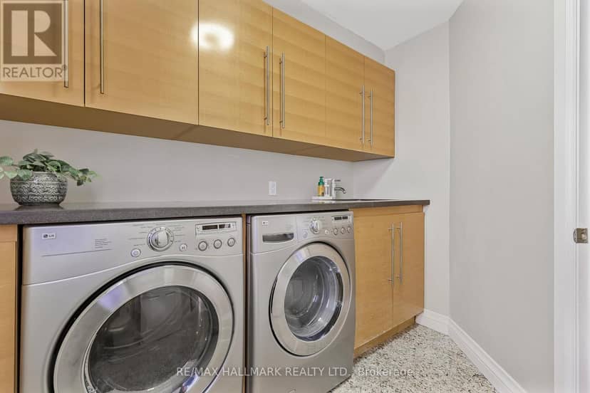48 Lambert Road — photo 21 of 40