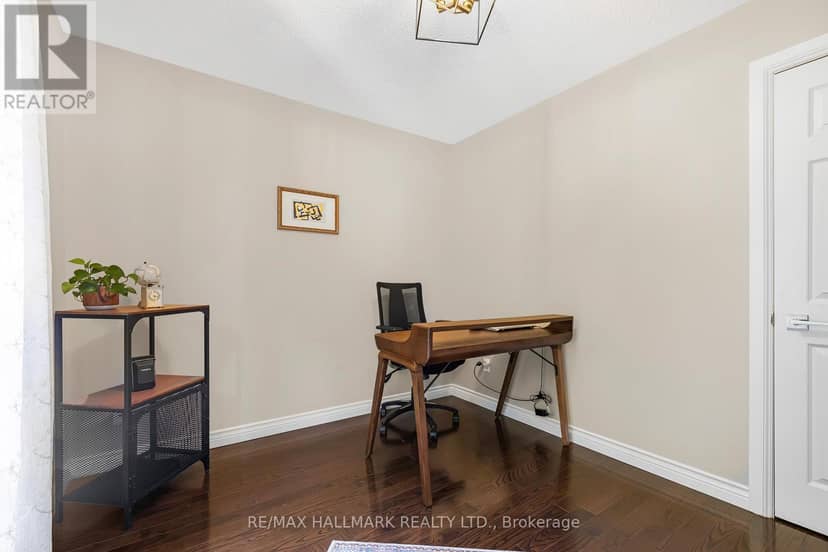 48 Lambert Road — photo 34 of 40