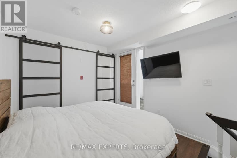 301 - 9589 Keele Street — photo 21 of 31