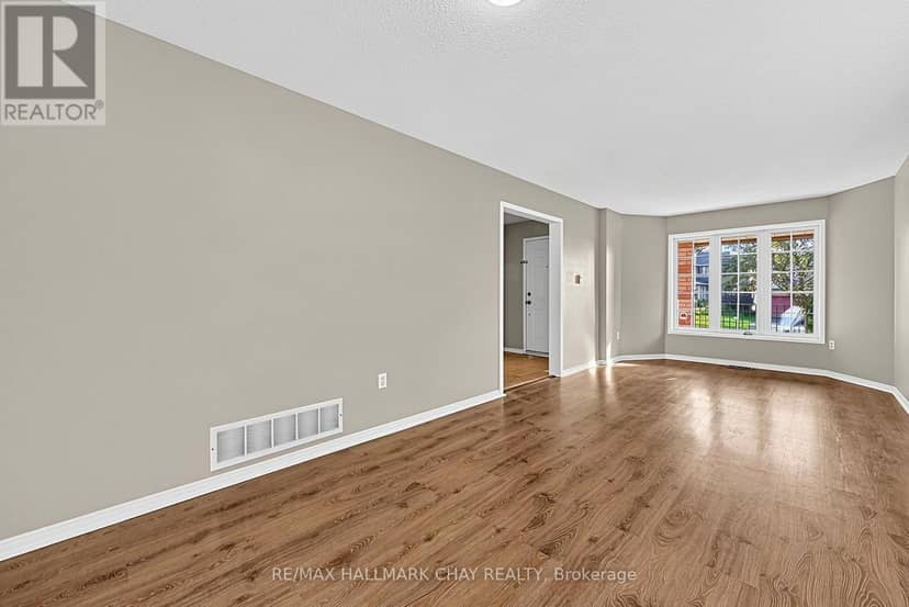50 Loon Avenue — photo 12 of 40