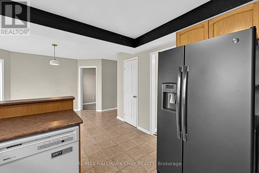50 Loon Avenue — photo 16 of 40