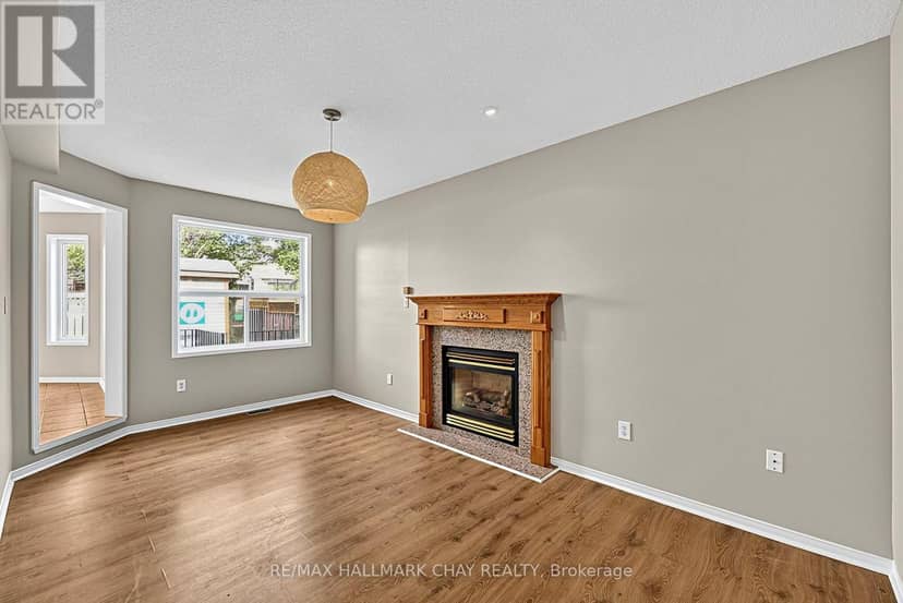 50 Loon Avenue — photo 23 of 40