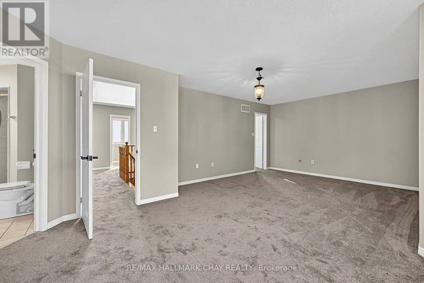 50 Loon Avenue — photo 27 of 40