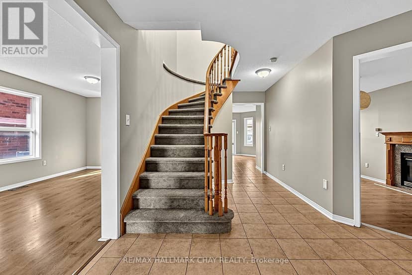 50 Loon Avenue — photo 8 of 40