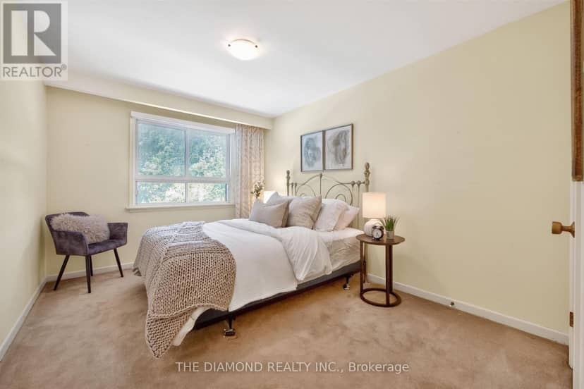 11 Swordbill Drive — photo 13 of 40