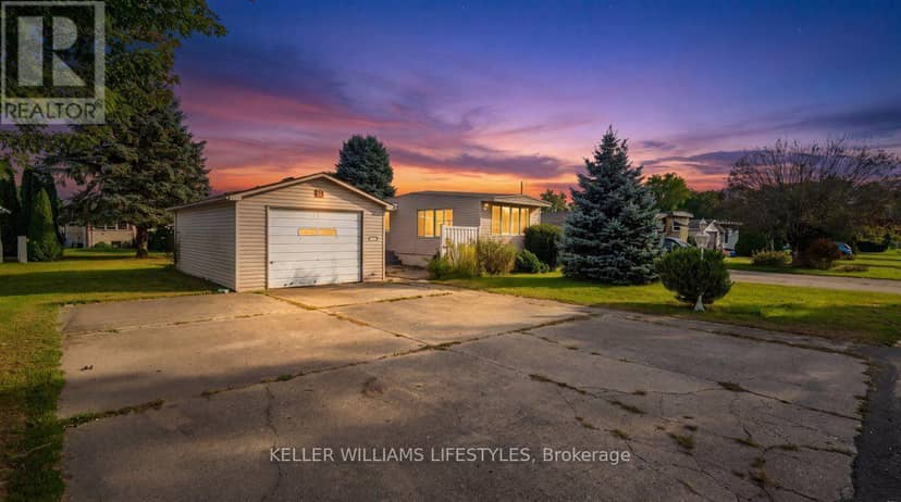 8 Stewart Street — photo 1 of 32
