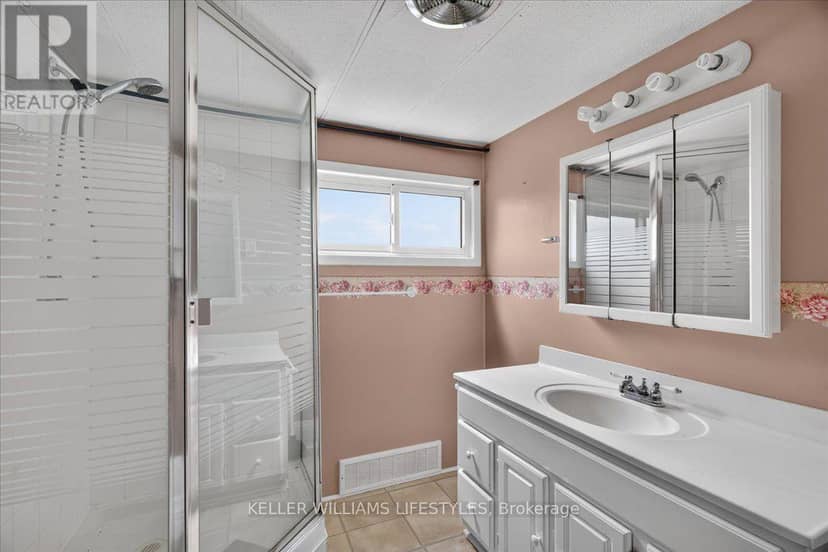 8 Stewart Street — photo 25 of 32