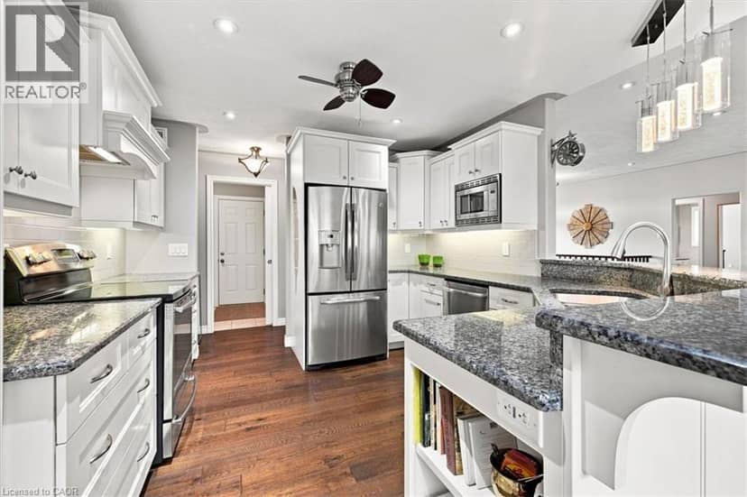 25 BIRCH Avenue — photo 17 of 40