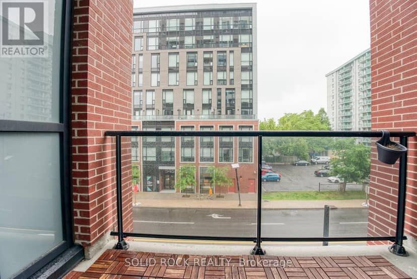 306 - 560 Rideau Street — photo 15 of 27