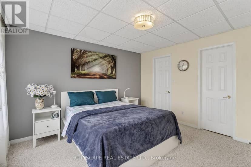 1100 Earnhart Street — photo 30 of 40