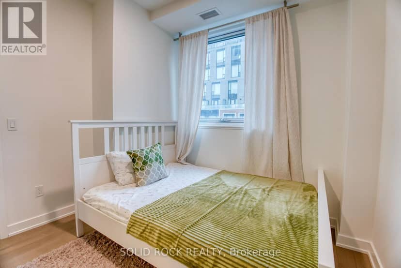 306 - 560 Rideau Street — photo 9 of 27
