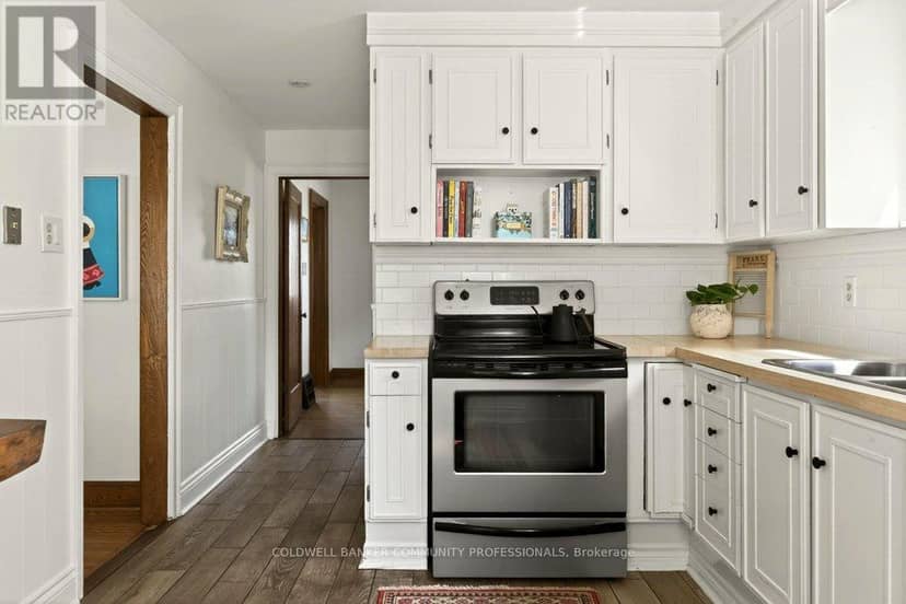 66 Edgemont Street S — photo 22 of 40