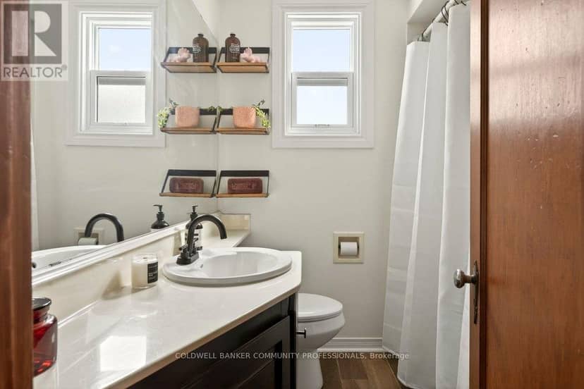 66 Edgemont Street S — photo 37 of 40