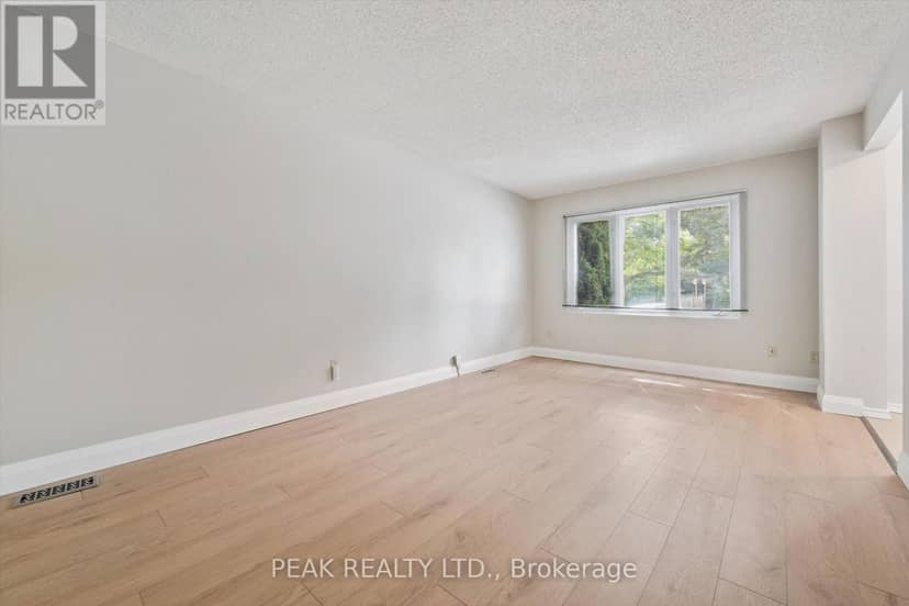 657B Albert Street — photo 14 of 40