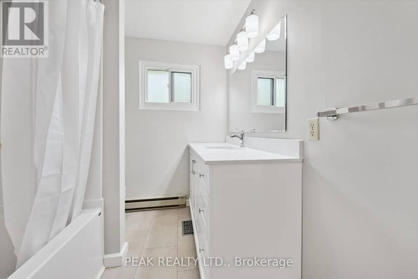 657B Albert Street — photo 29 of 40