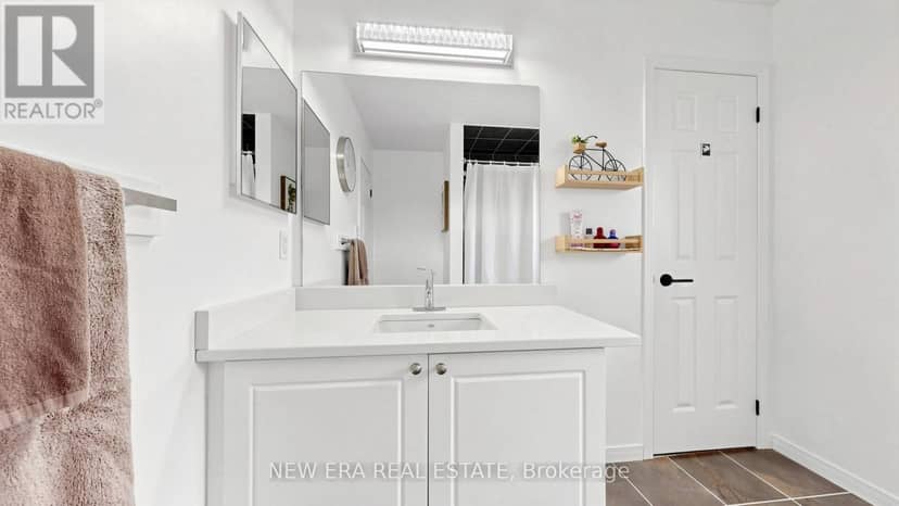 30 Harrogate Court — photo 25 of 40