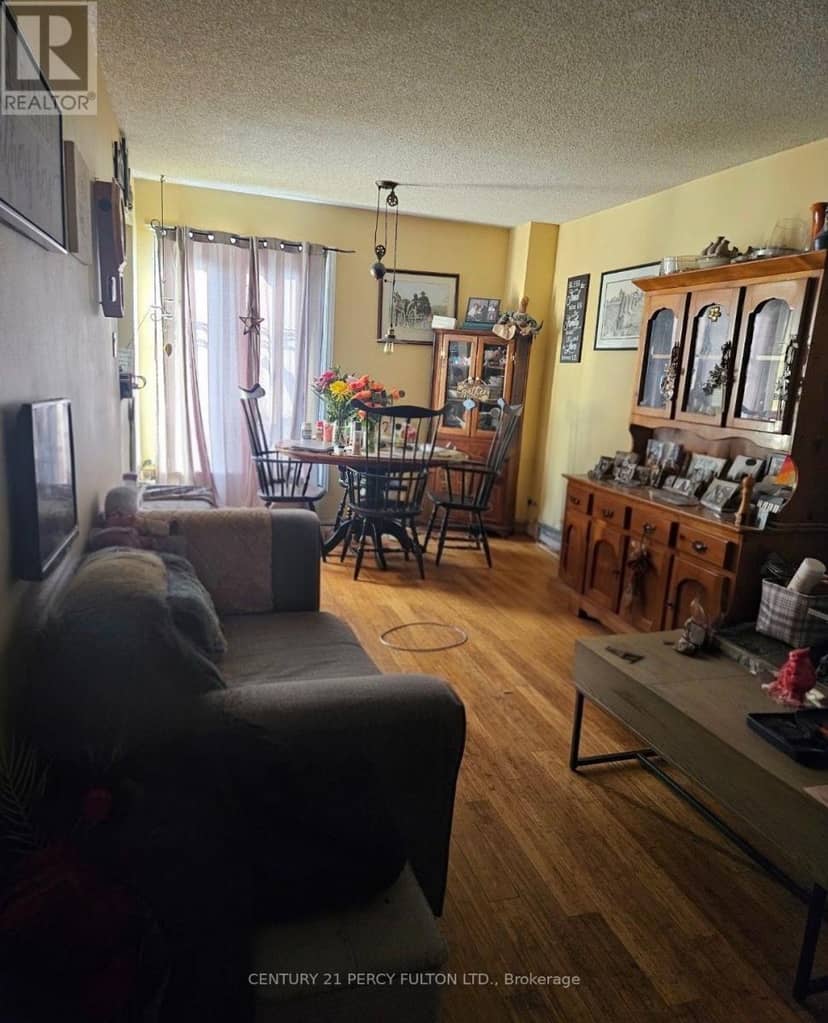 261 Mary Anne Drive, Barrie, photo 3