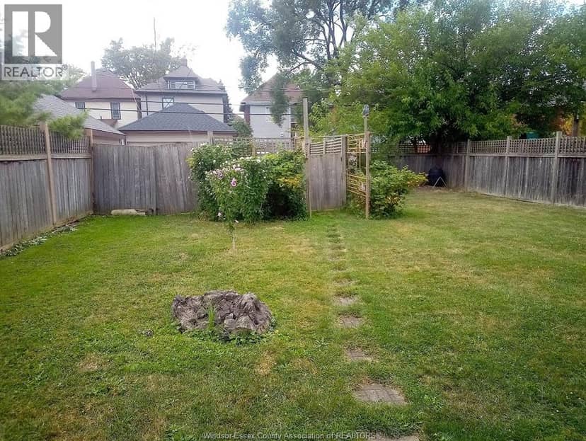 427 Gladstone Avenue — photo 19 of 20