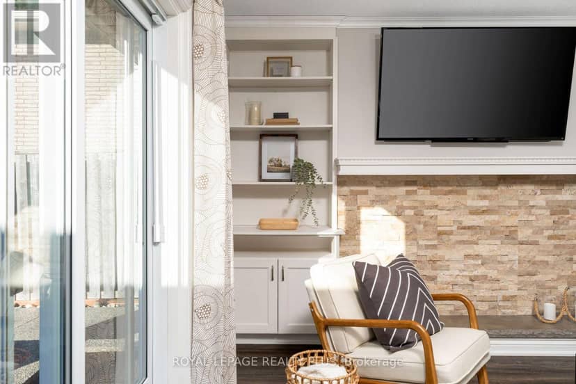 20 San Marino Crescent — photo 10 of 40