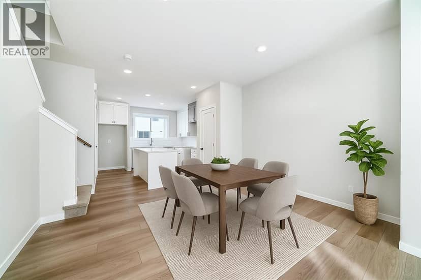 828 Sora Boulevard SE, Calgary, photo 2