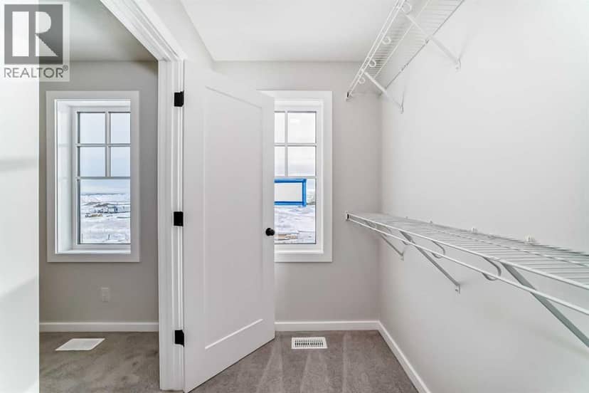 828 Sora Boulevard SE — photo 32 of 38