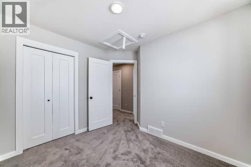 828 Sora Boulevard SE — photo 35 of 38