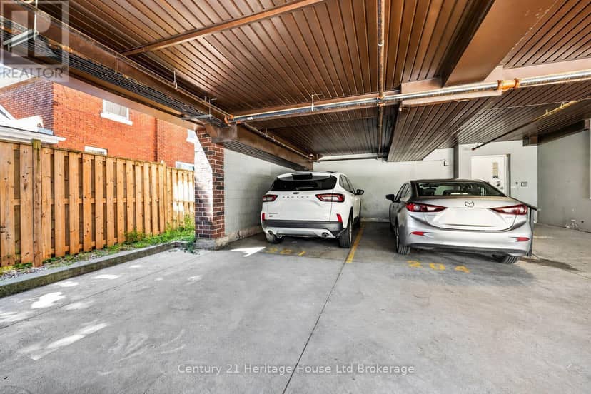 301 - 34 Brock Street — photo 25 of 26
