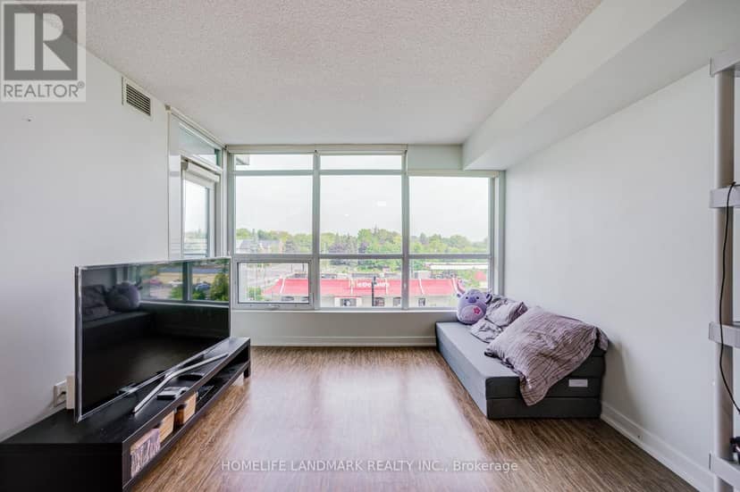 305 - 15 Singer Court — photo 19 of 40