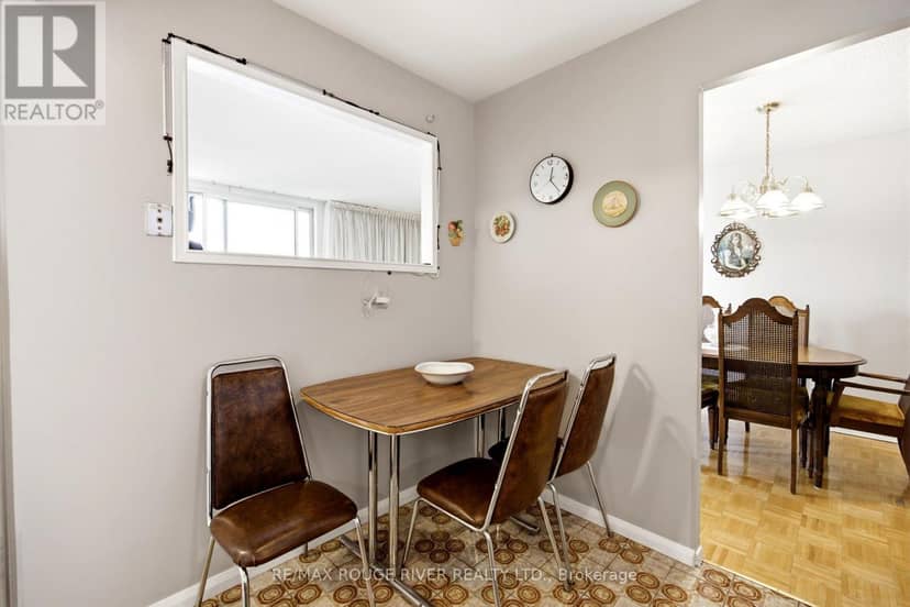 406 - 895 Kennedy Road — photo 16 of 26