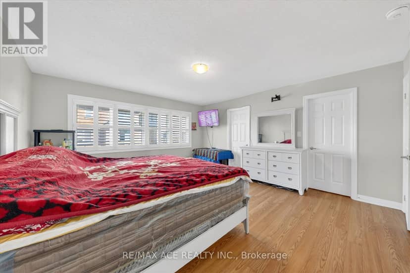218 Flood Avenue — photo 22 of 40