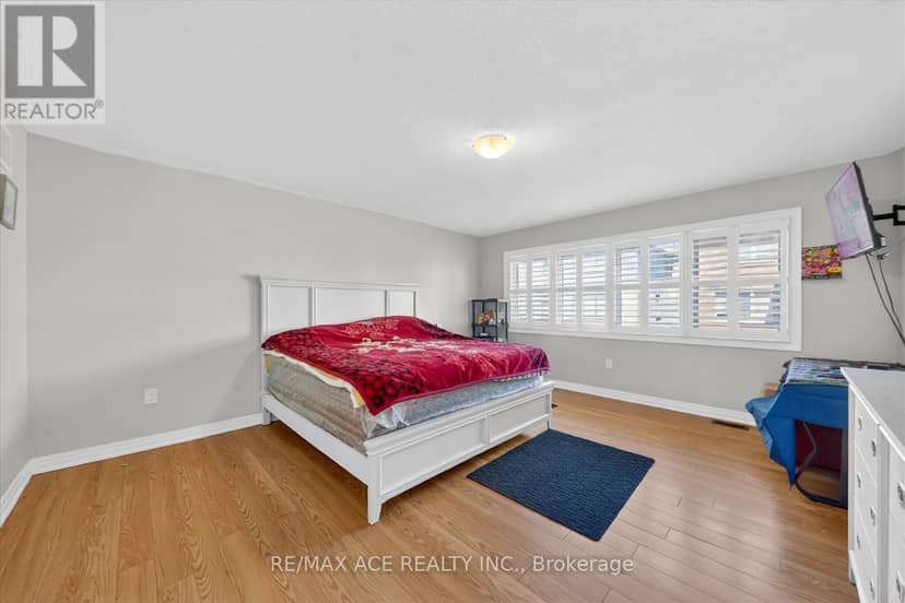218 Flood Avenue — photo 23 of 40