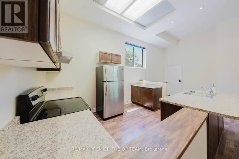 7930 Kipling Avenue — photo 6 of 40