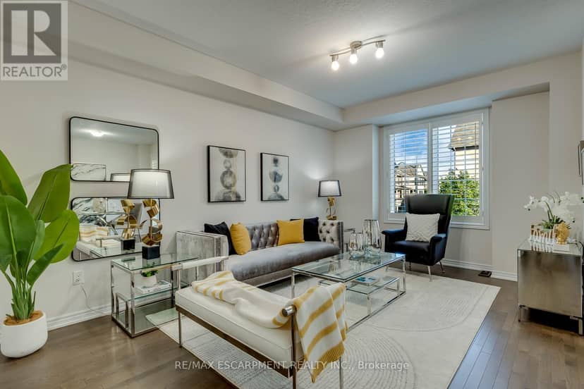 393 Grantham Common — photo 12 of 40