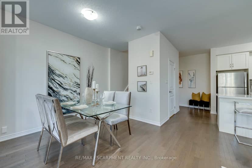 393 Grantham Common — photo 22 of 40