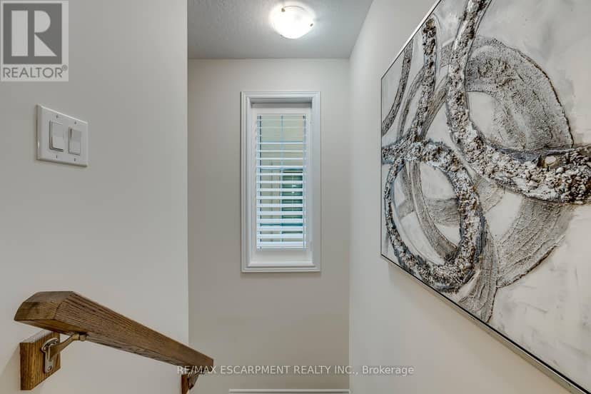 393 Grantham Common — photo 25 of 40