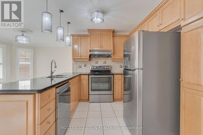 6431 Tenth Line W — photo 16 of 40