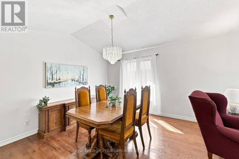 9 Seneca Drive — photo 15 of 40